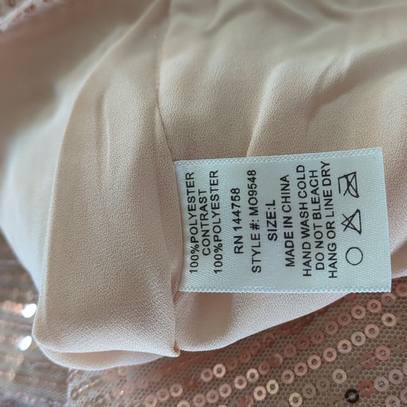 Blouse - Picture 6 of 6